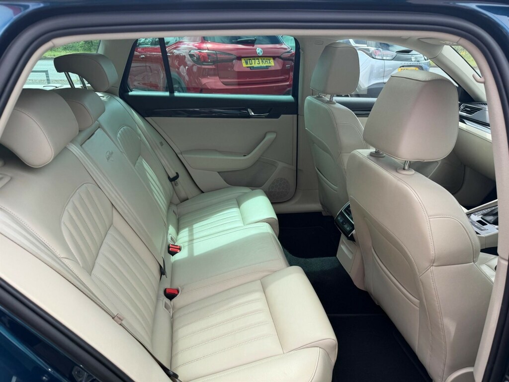 Skoda Superb 2.0 Tdi Cr Se L Executive Dsg Black #18
