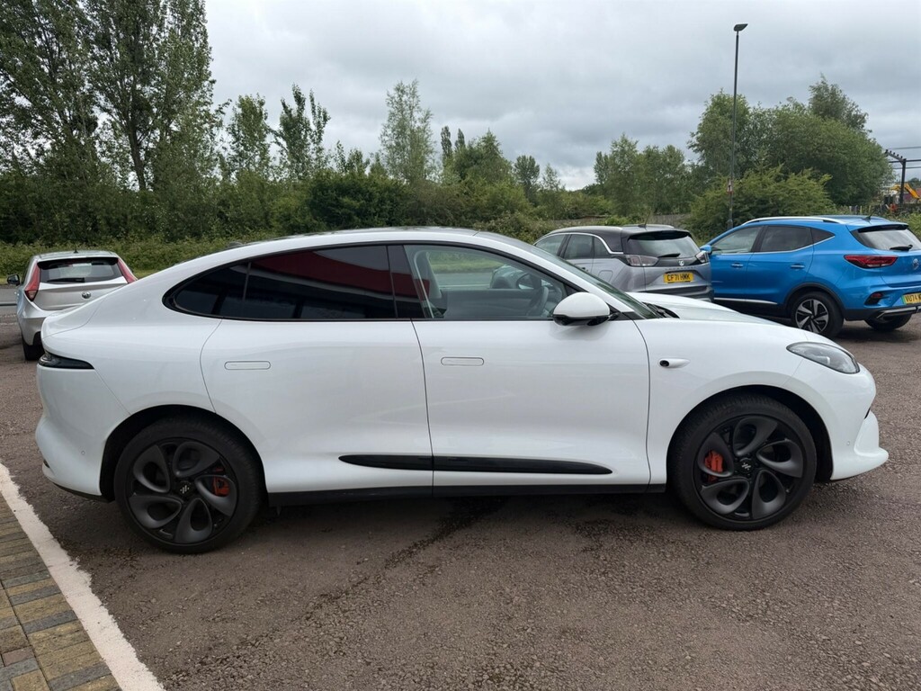 MG IM6 100Kwh Launch Edition 4Wd White #4