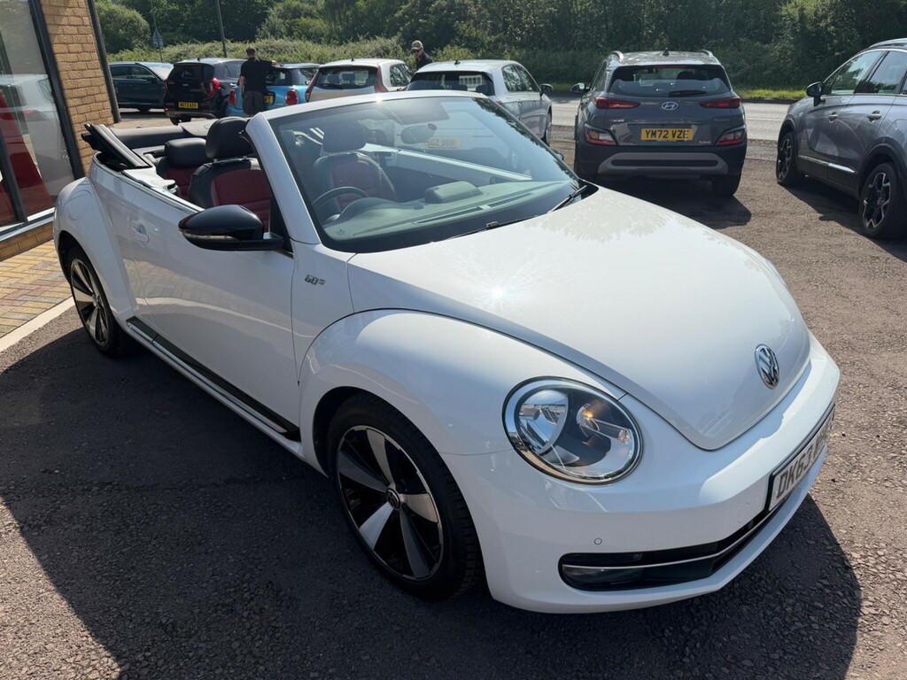 Volkswagen Beetle Hatchback White #7