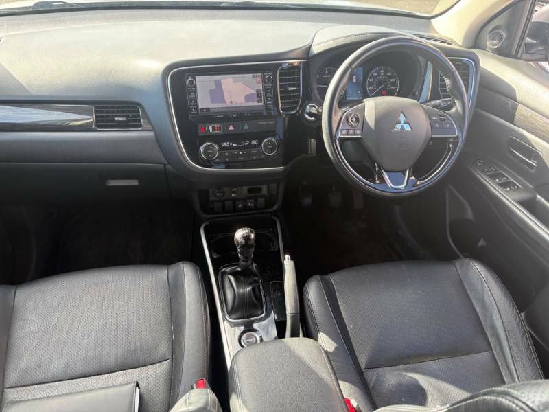 Mitsubishi Outlander 2.2 Di-d 4 WN18AZT Silver #2