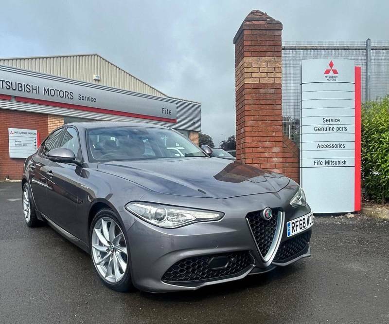 Alfa Romeo Giulia 2.0T Veloce Saloon Euro 6 Ss 2 Grey