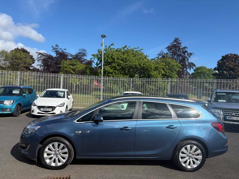 Vauxhall Astra 2.0 Cdti 16V Elite Blue #2