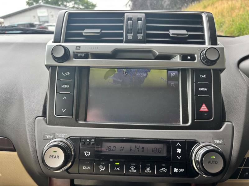 Toyota Land Cruiser 2.8D Invincible 4Wd E Red #21