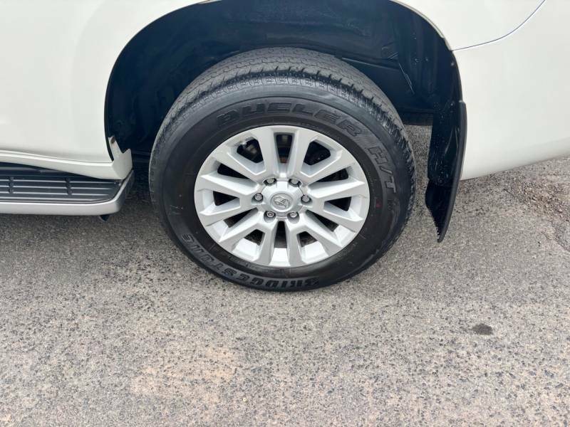 Toyota Land Cruiser 2.8D Invincible 4Wd E Red #9