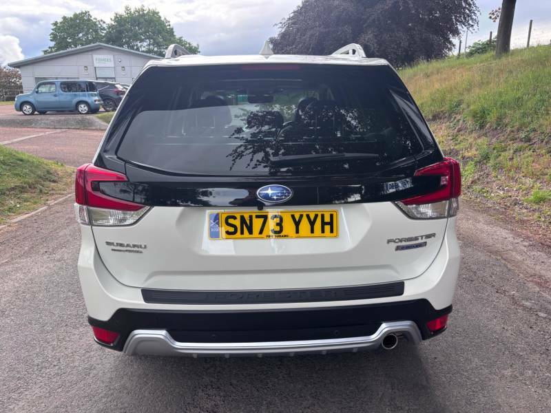 Subaru Forester 2.0I E-boxer Xe Premium Lineartronic White #5