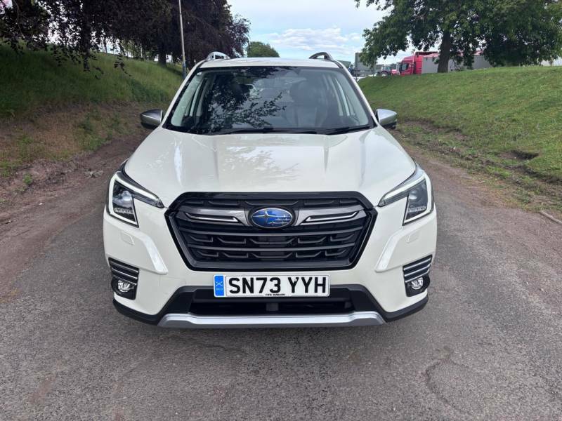 Subaru Forester 2.0I E-boxer Xe Premium Lineartronic White #2