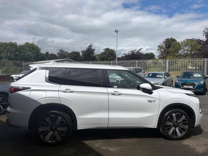 Mitsubishi Outlander 2.4 22.7Kwh Diamond Cvt 4Wd Euro 6 Ss White #6