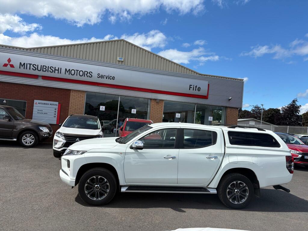 Mitsubishi L200 2.2 Di-d Dc Trojan 4Wd Euro 6 Ss White #3