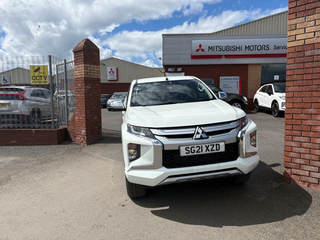 Mitsubishi L200 2.2 Di-d Dc Trojan 4Wd Euro 6 Ss White #6