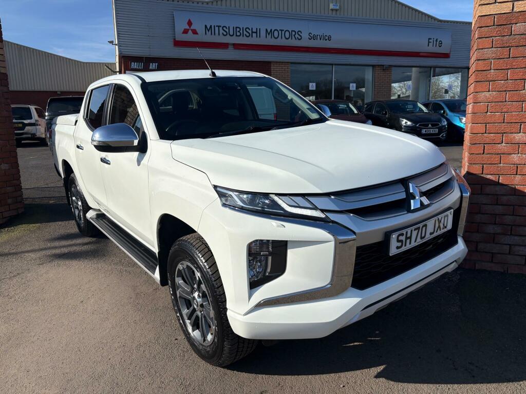 Mitsubishi L200 2.2 Di-d Dc Barbarian 4Wd Euro 6 Ss White #6