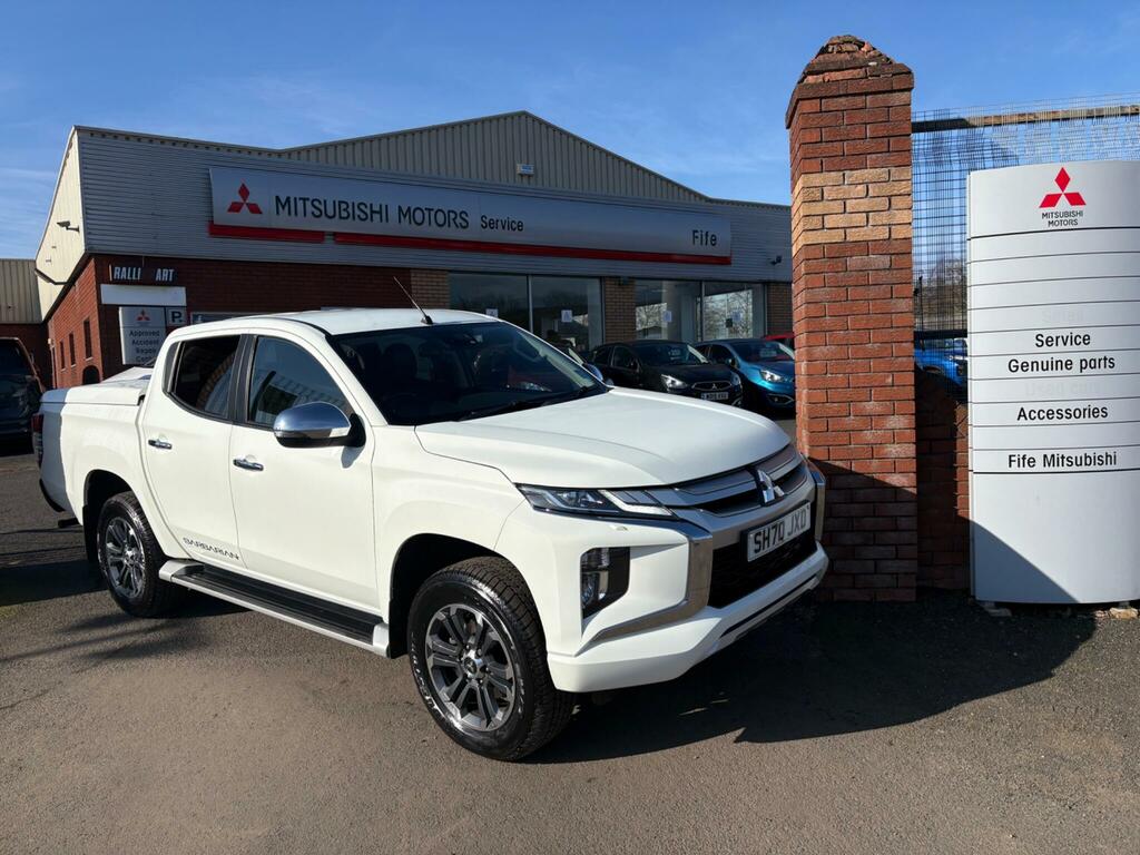 Mitsubishi L200 2.2 Di-d Dc Barbarian 4Wd Euro 6 Ss White #5