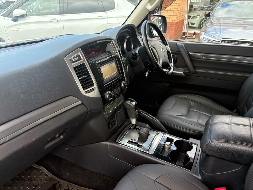 Mitsubishi Shogun 3.2 Di-dc Barbarian Suv 4Wd L Grey #3