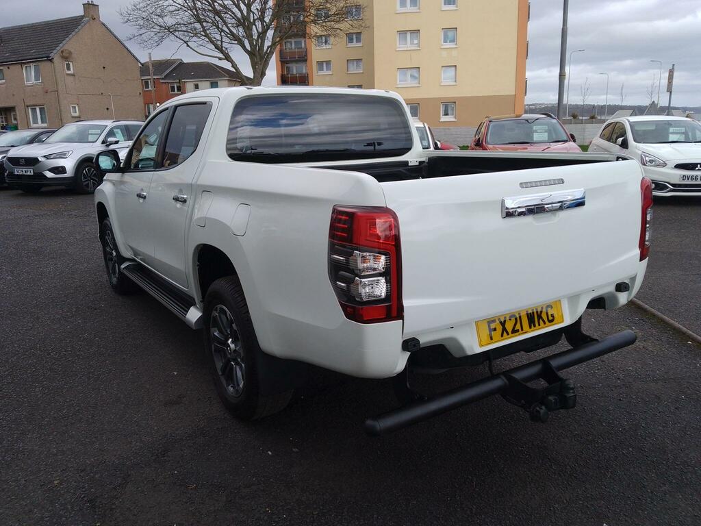 Mitsubishi L200 2.2 Di-d Dc Trojan 4Wd Euro 6 Ss White #3