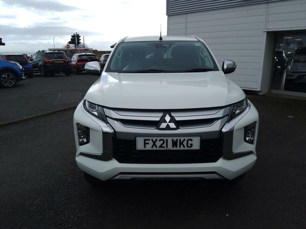 Mitsubishi L200 2.2 Di-d Dc Trojan 4Wd Euro 6 Ss White #4