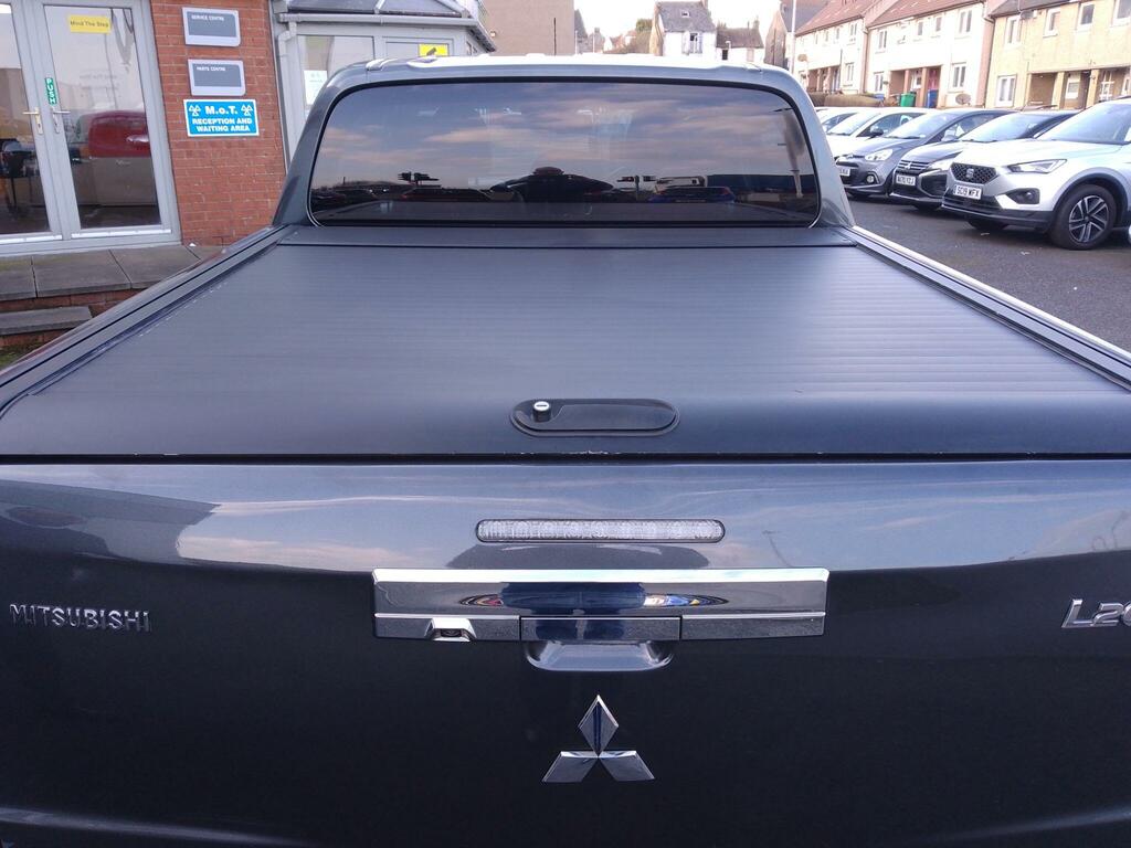 Mitsubishi L200 2.2 Di-d Dc Warrior 4Wd Euro 6 Ss Grey #3