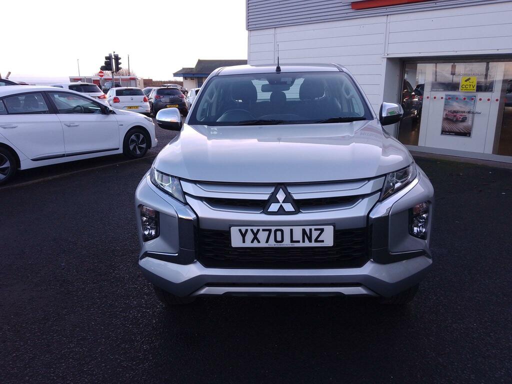 Mitsubishi L200 2.2 Di-d Dc Trojan 4Wd Euro 6 Ss Silver #3