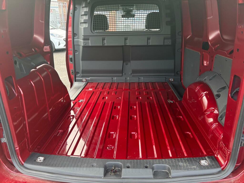 Volkswagen Caddy 1.5 Tsi C20 Commerce Plus Swb Euro 6 Ss Red #4