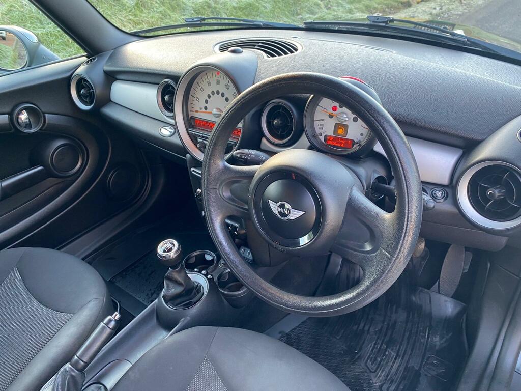 Mini Clubvan 1.6 Cooper D Car Derived Van U1 Black #24