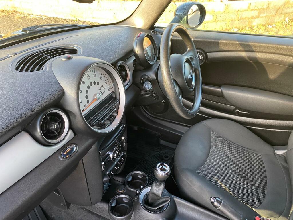 Mini Clubvan 1.6 Cooper D Car Derived Van U1 Black #19