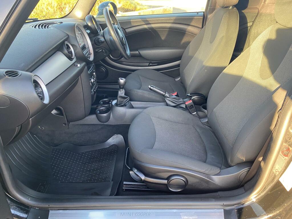 Mini Clubvan 1.6 Cooper D Car Derived Van U1 Black #17