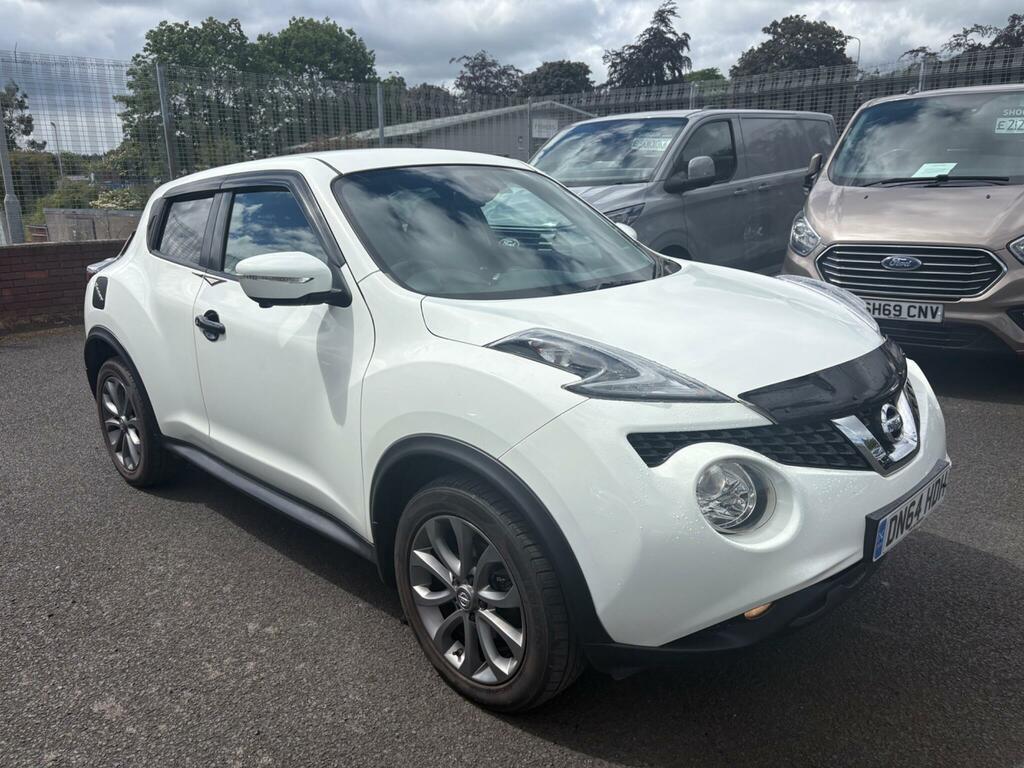 Nissan Juke Hatchback Black #6