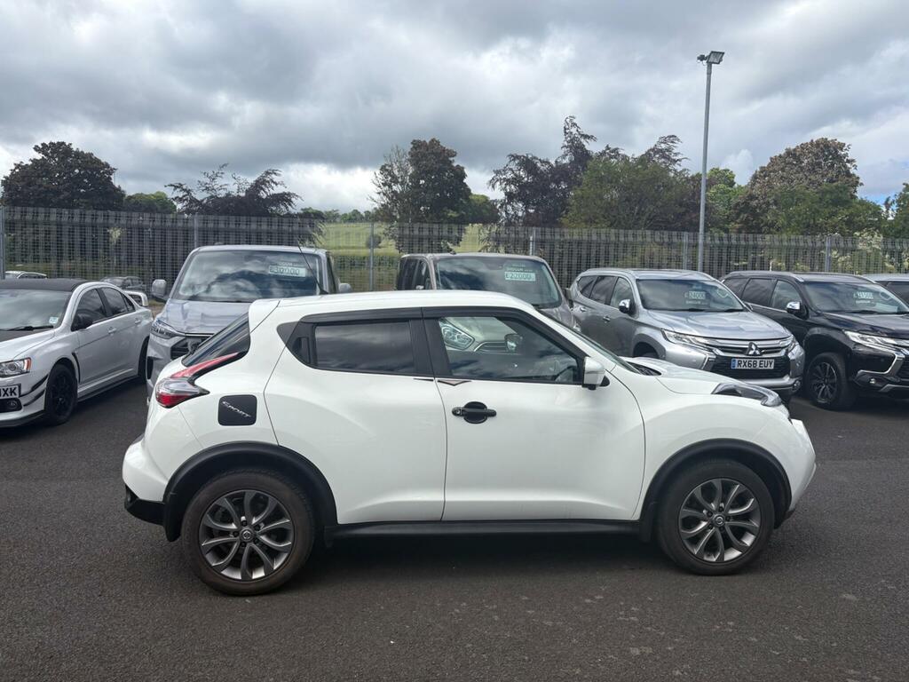 Nissan Juke Hatchback Black #13