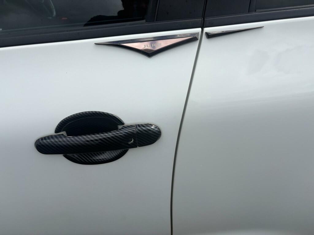 Nissan Juke Hatchback Black #54