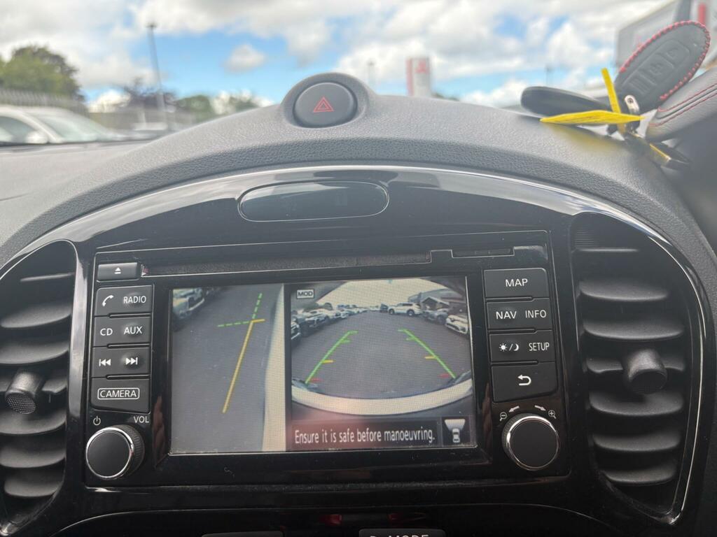 Nissan Juke Hatchback Black #1