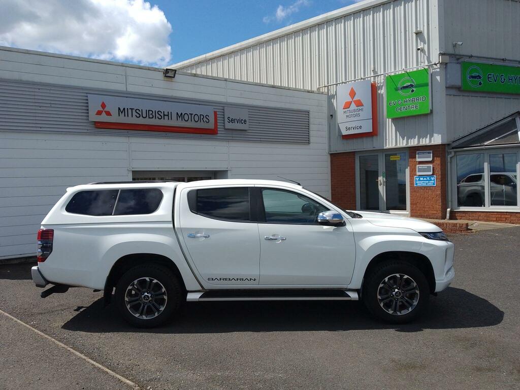 Mitsubishi L200 2.3 Di-d Barbarian Dcb 148 Bhp Red #12
