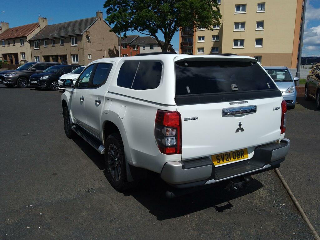 Mitsubishi L200 2.3 Di-d Barbarian Dcb 148 Bhp Red #7