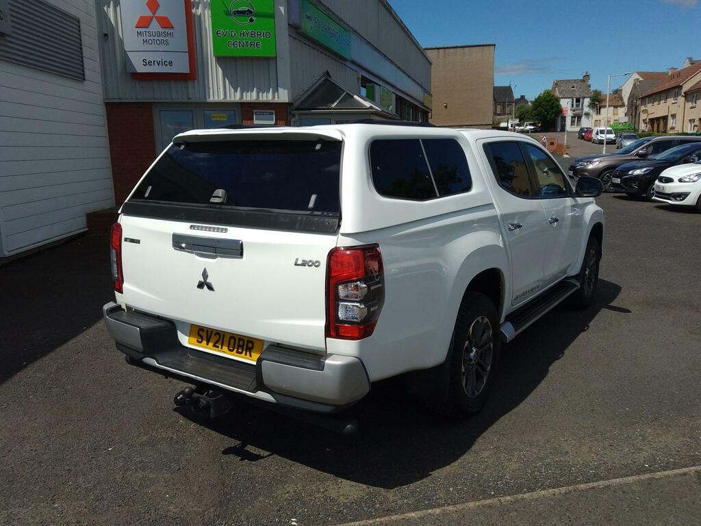 Mitsubishi L200 2.3 Di-d Barbarian Dcb 148 Bhp Red #9