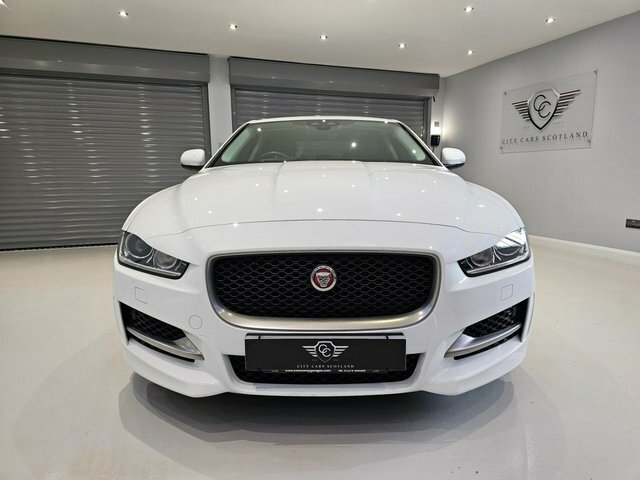 Jaguar XE 2.0D R-sport Saloon Euro 6 Ss White #2