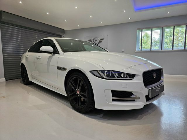 Jaguar XE 2.0D R-sport Saloon Euro 6 Ss White #3