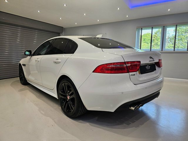 Jaguar XE 2.0D R-sport Saloon Euro 6 Ss White #6