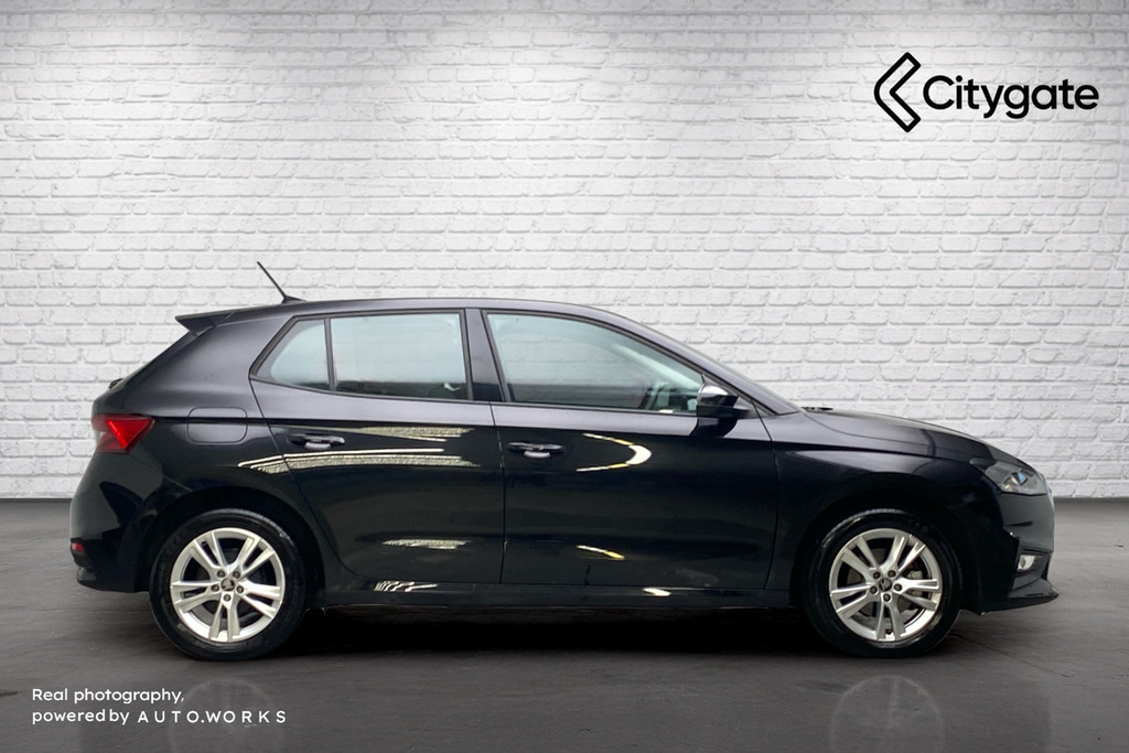 Skoda Fabia Hatch Se Edition 1.0 Tsi 116 Ps Dsg LL75JRU Black #4