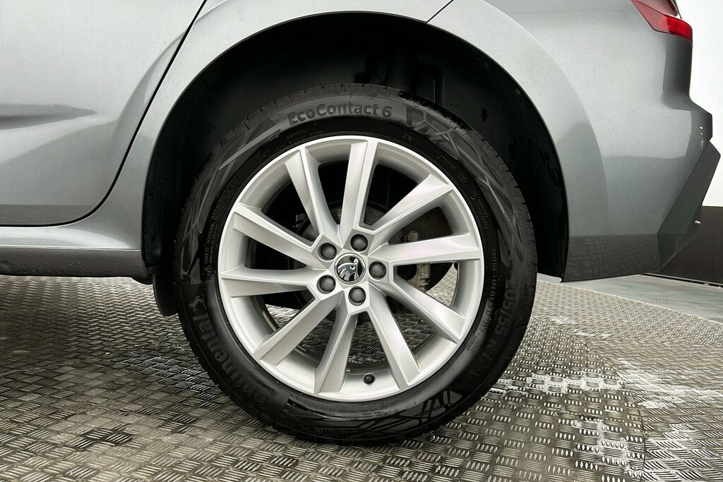 Skoda Kamiq Se Edition 1.0 Tsi 95 Ps 5G Man LD74ZPU Grey #5