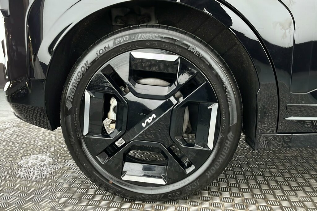 Kia EV3 81.4Kwh Gt-line Suv 201 Bhp LL74EVW Black #5