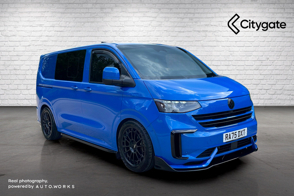 Volkswagen Transporter T32 Kombi Commerce Pro Swb 150 Ps 2.0 Tdi 8Sp Blue