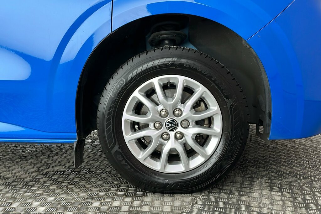 Volkswagen Transporter T28 Panel Van Commerce Pro Swb 150 Ps 2.0 Tdi 6Sp LN75VDZ Blue #5