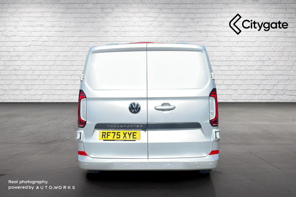 Volkswagen Transporter T32 Panel Van Commerce Pro Swb 150 Ps 2.0 Tdi 8Sp RF75XYE Grey #3