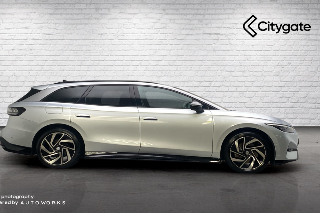 Volkswagen ID.7 Hatchback White #4