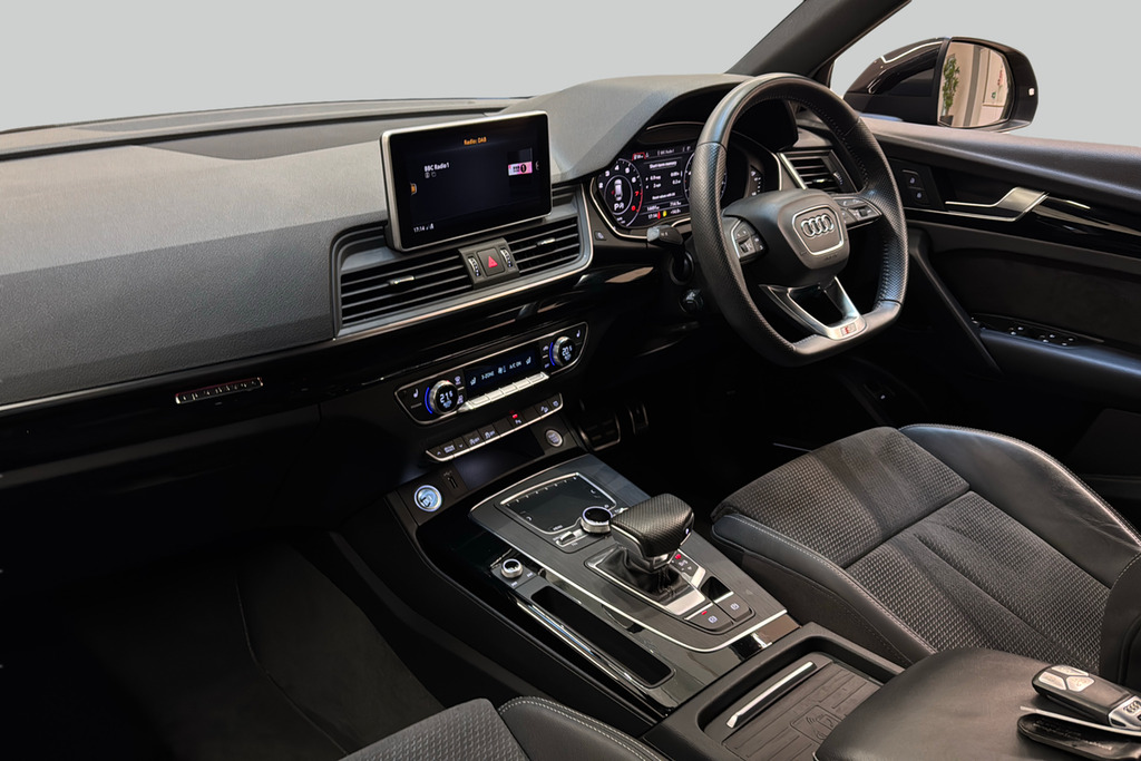 Audi Q5 Black Edition 45 Tfsi Quattro 245 Ps S Tronic Black #2