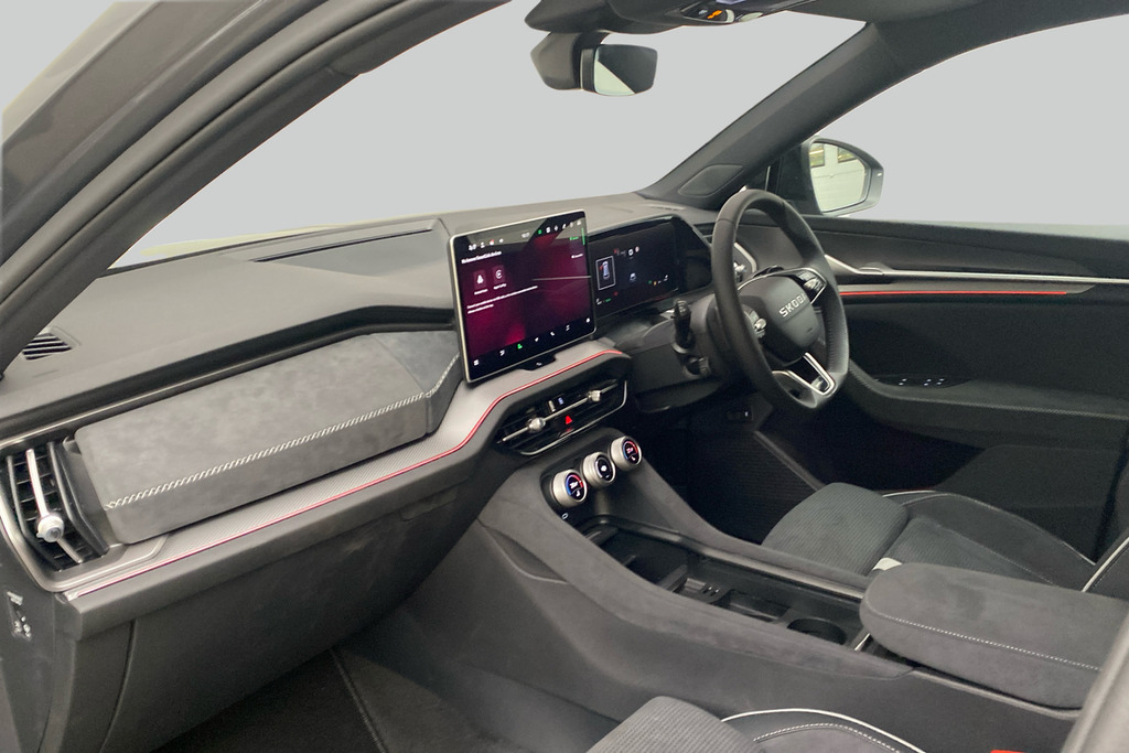 Skoda Kodiaq Sportline 7 Seats 1.5 Tsi E-tec 150 Ps Dsg LM26GXV Grey #2
