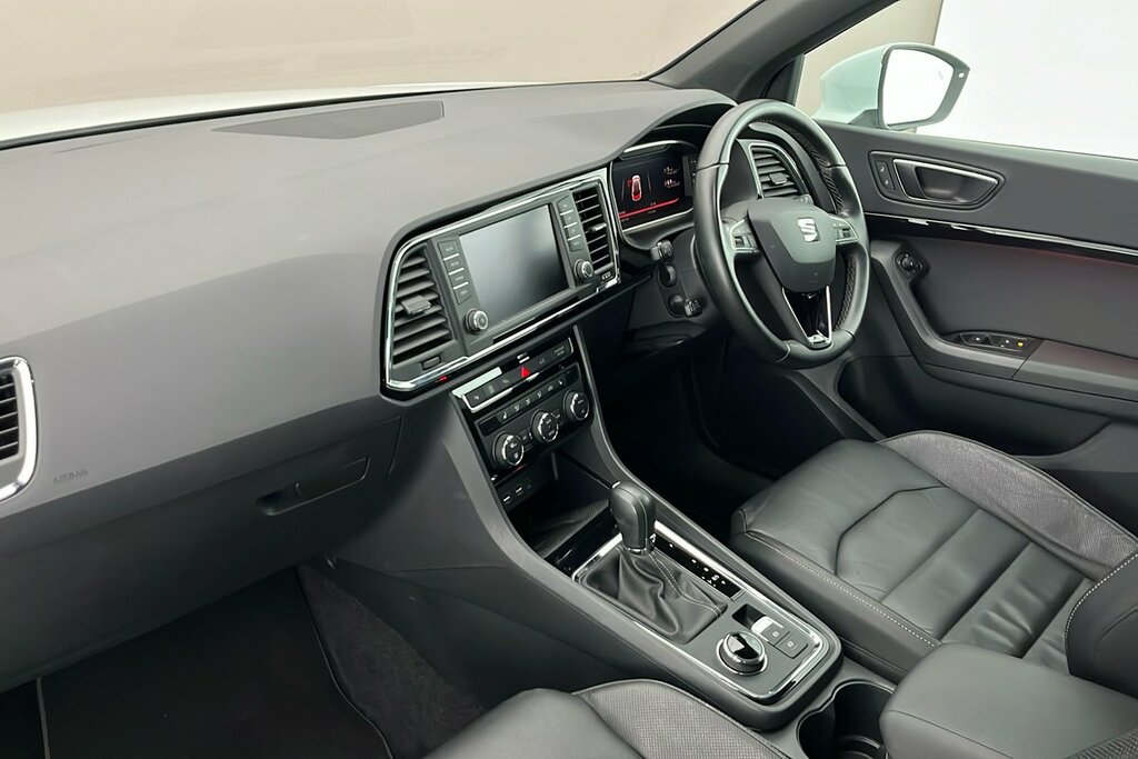 Seat Ateca Xcellence Lux 1.5 Tsi Evo 150 Ps 7-Speed White #2