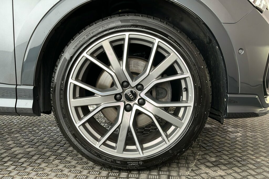 Audi Q3 Vorsprung 40 Tfsi Quattro 190 Ps S Tronic KD19UAY Grey #5