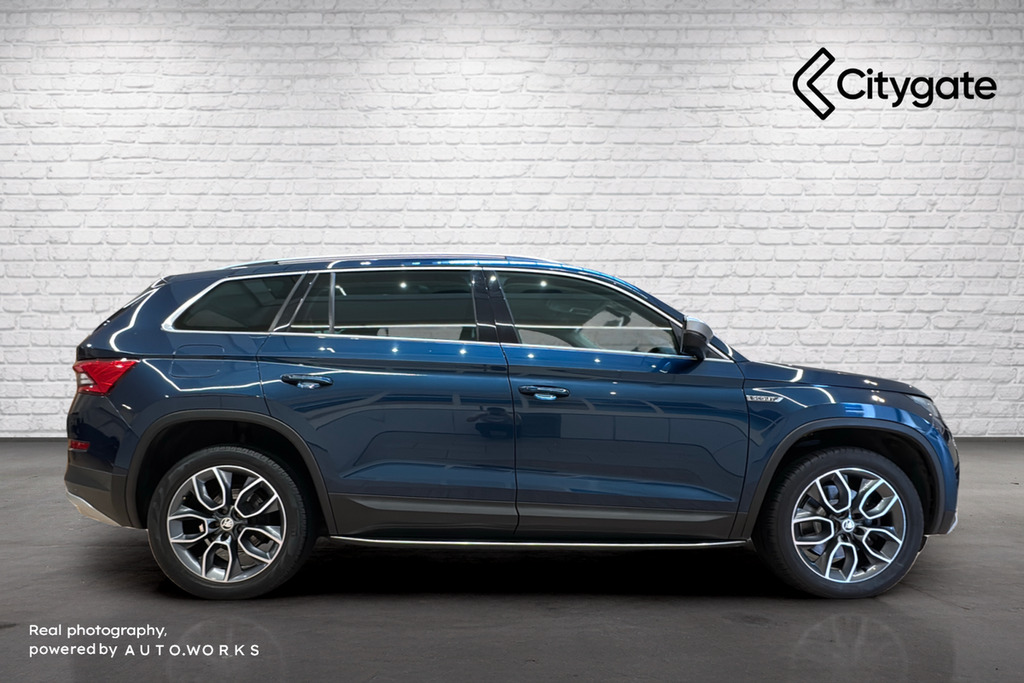 Skoda Kodiaq Scout 7 Seats 2.0 Tsi 190 Ps 4X4 Dsg LT69KKF Blue #4