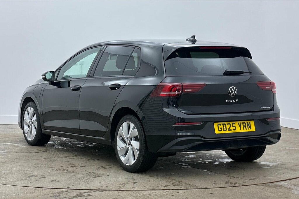 Volkswagen Golf Hatch Match 1.5 Tsi Ehybrid 204Ps 6-Speed Dsg 5 Do GD25YRN Black #3