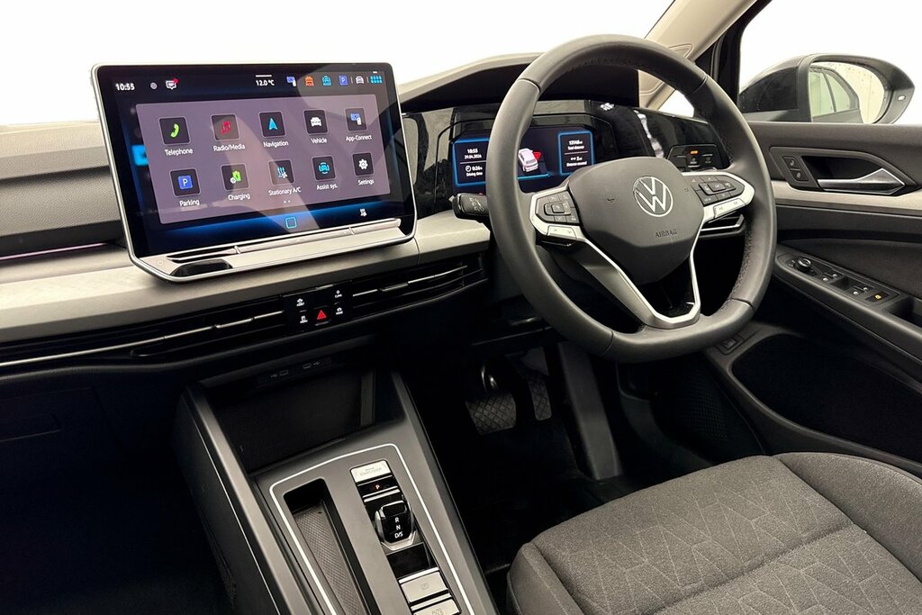 Volkswagen Golf Hatch Match 1.5 Tsi Ehybrid 204Ps 6-Speed Dsg 5 Do GD25YRN Black #2