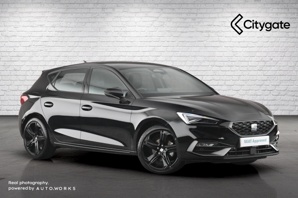 Seat Leon Hatch Fr Black Edition 1.5 Etsi Afv 115 7-Speed Au Black