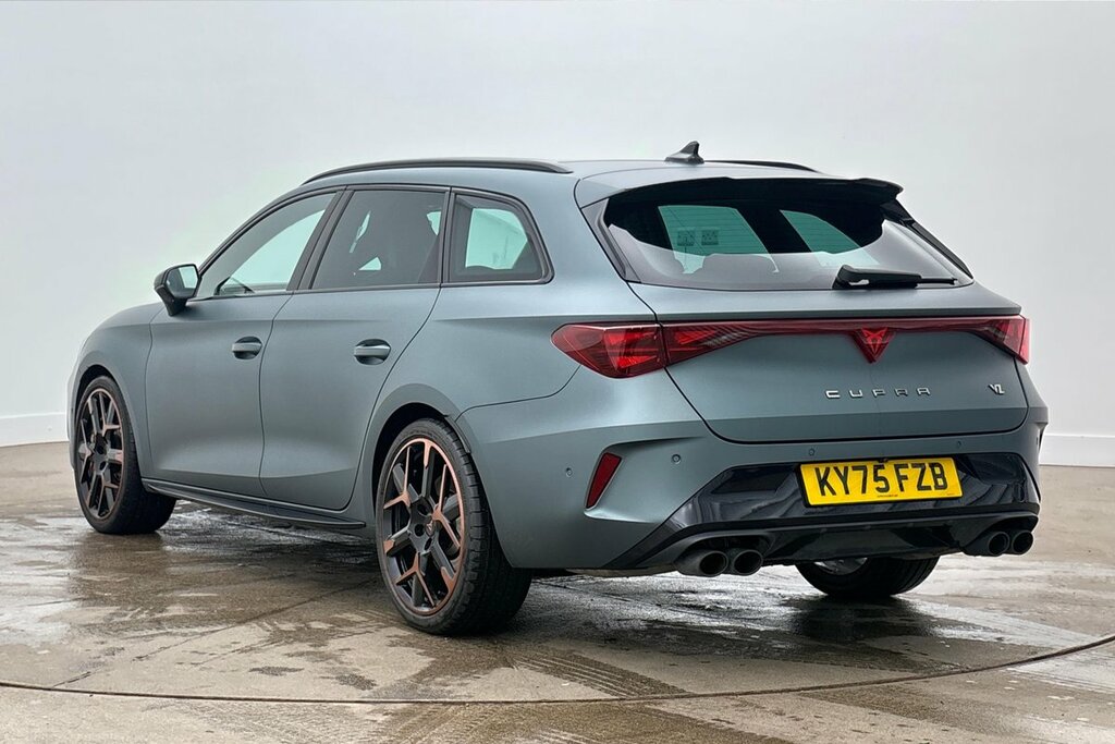 Cupra Leon Vz3 2.0 Tsi 4Drive 333 7-Speed KY75FZB Grey #3